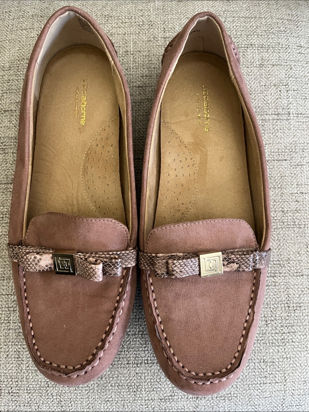 Liz Claiborne Dusty Rose Suede Driving Loafers with Gold Accent